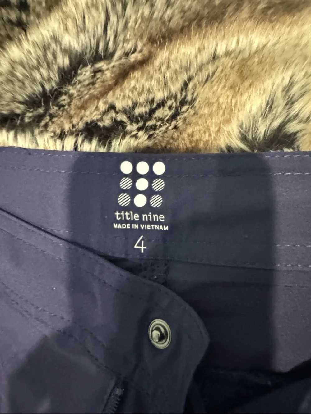 Title Nine Dark Navy 8 1/2 inch inseam Rogue Shorts - Picture 5 of 7